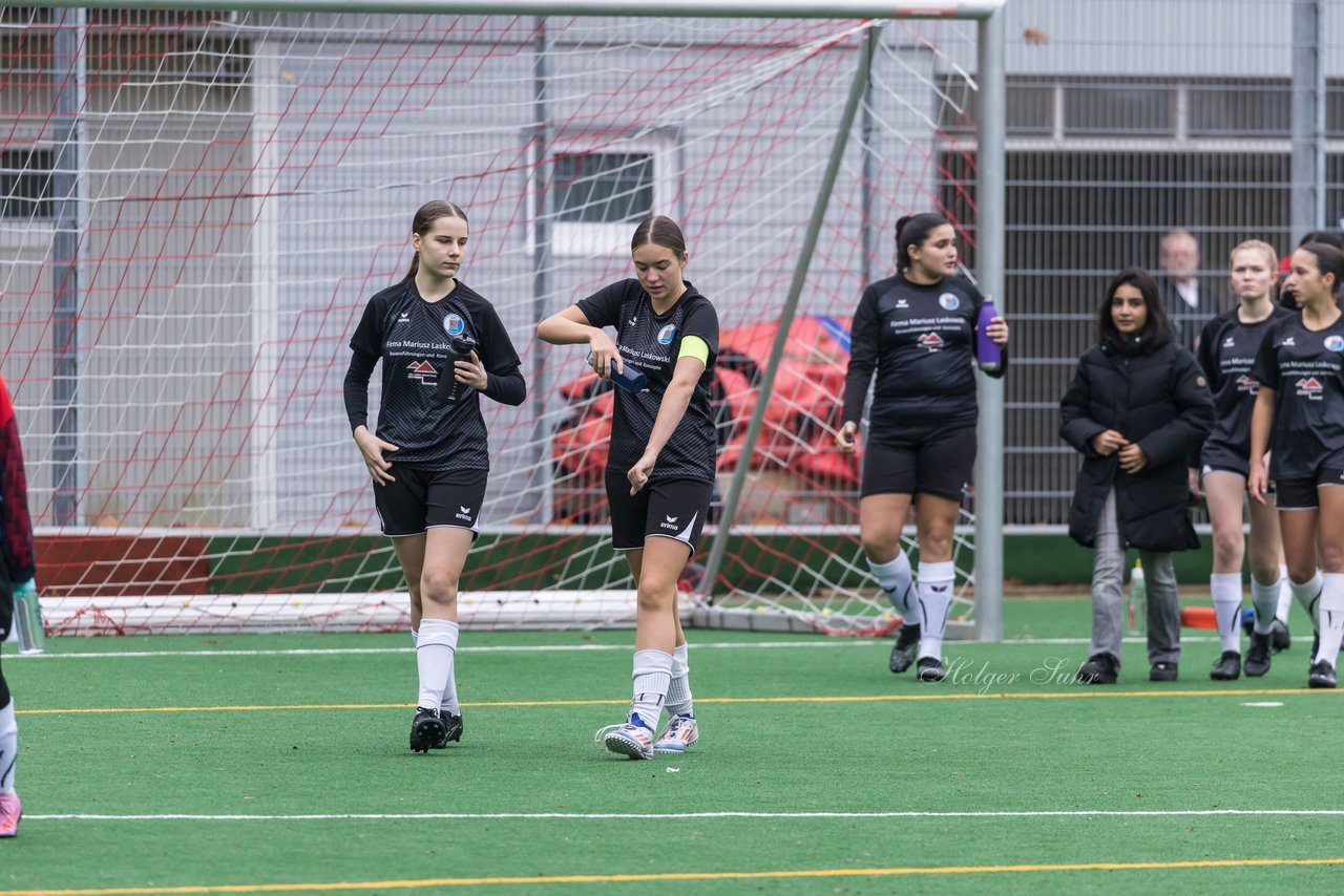 Bild 132 - wCJ VfL Pinneberg - Eimsbuettler TV : Ergebnis: 0:3